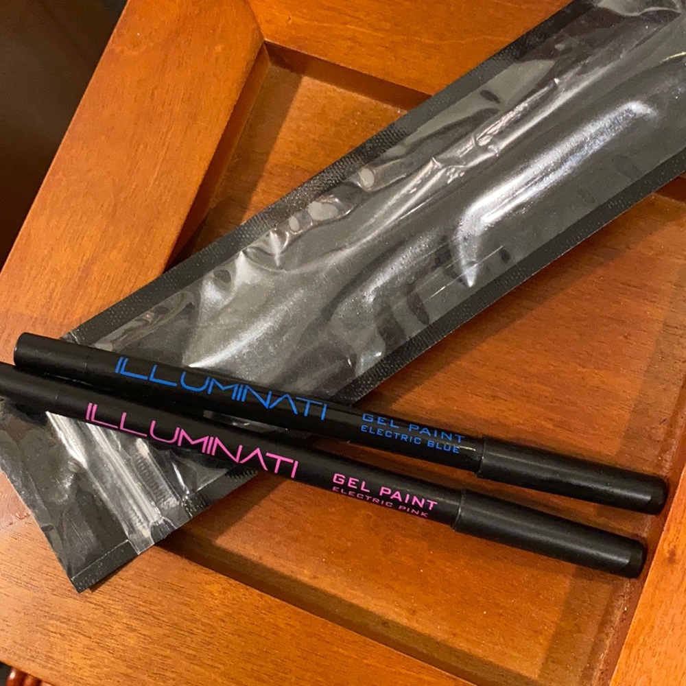 Illuminati Cosmetics Gel Paint Electric Blue and Pink